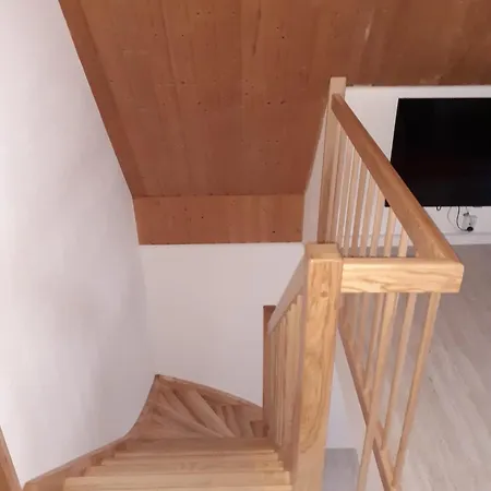 2er Fewo-zingst Apartmán *